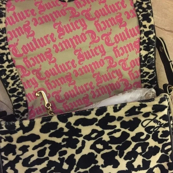 NWT juicy purse​ - Picture 4 of 6